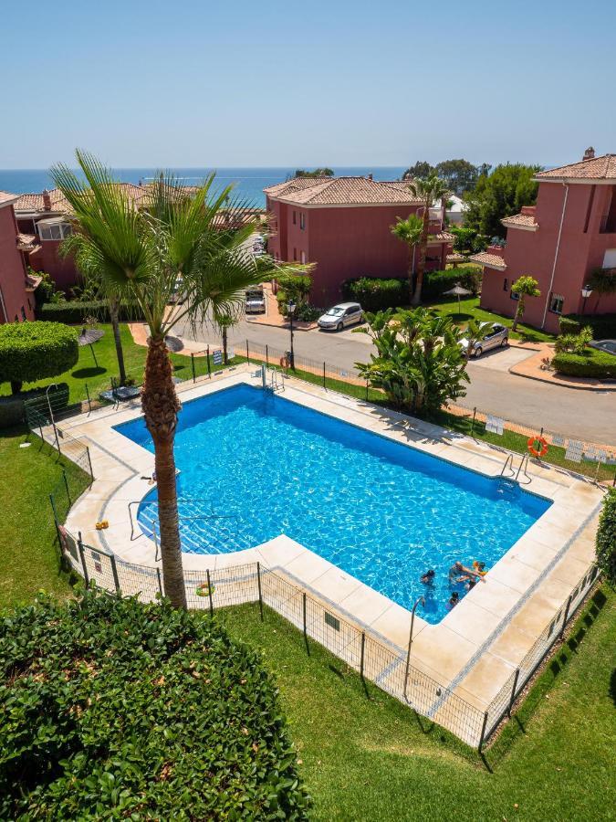2308- 2Bedrooms Apt With Stunning Sea View-Terrace Манилва Экстерьер фото